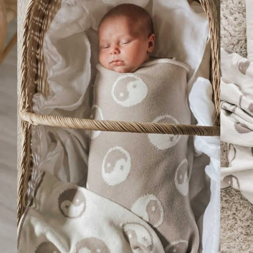 Yin Yang Blanket- Taupe – Bundl Australia