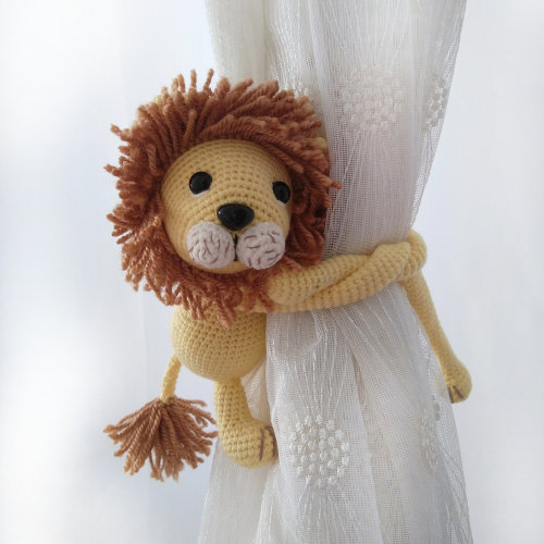 Safari Nursery Themed Animals Curtain Tie Back, Safari Animals Themed Nursery Decor, Amigurumi Elephant, Monkey, Giraffe, Lion Toy