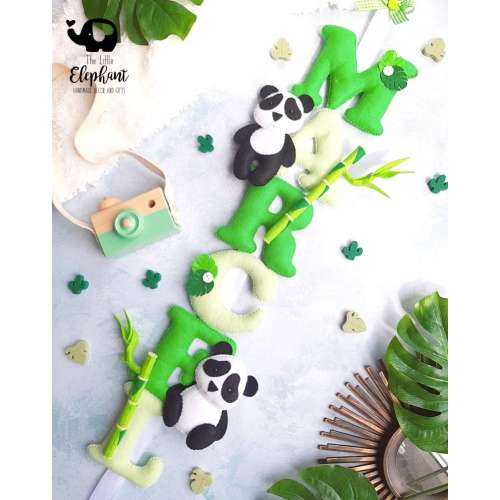 Personalized Panda themed name garland: Nursery décor