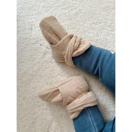 Beige Muslin Baby Booties, Stay On Booties, Organic Baby Boots, New Baby Essentials, Crib Shoes, 1 Year Old Baby Gift, Cute Baby Shoes