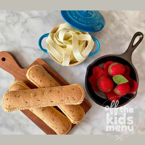 Felt Spaghetti and Meatballs, Felt Pasta Noodles, Felt Food, Play Pasta Toy Italian Food, Play Kitchen & Accessories, Foodie Toddler Gift
