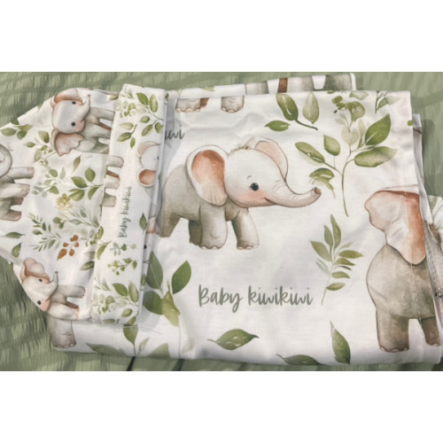 Personalised Swaddle & Beanie Set – The Custom Co