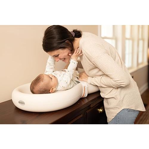 Keekaroo Peanut Changer Baby Vanilla– The Original Made in USA Easy-to-Clean Changing pad and The only Shell Over Foam, Fully Water Repellant