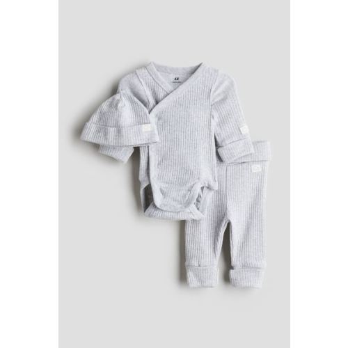 Adjustable-fit Set
