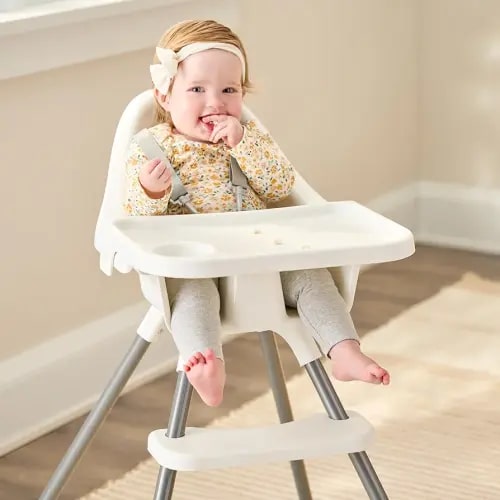 Regalo High Chair for Babies and Toddlers, Easy to Clean, Sturdy Award Winning Brand, Removable Oversized Tray with Cup Holder, Five Point Harness, White