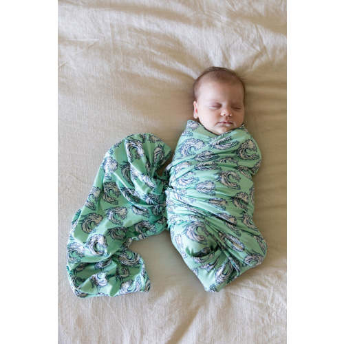 WAVES | SWADDLE