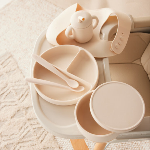 Suction Bowl with Lid - Clay + Oat Milk