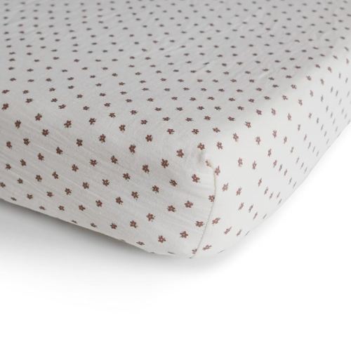 Amazon.com: mushie Extra Soft Muslin Fitted Mini Crib Sheet | 24"x 38" (Bloom) : Baby