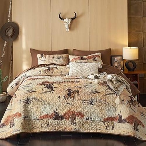 Wake In Cloud - Western Quilt Set, Rustic Ranch Life with Cowboy Southwestern Vintage Country Pattern Printed, Reversible Lightweight Bedspread Coverlet, 3 Pieces, Ochre Brown, Queen/Full Size