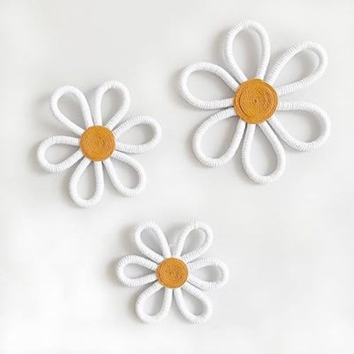 Namhcir 3Pcs Boho Wall Decor Daisy Flower Wall Hanging Pendant Wall Art Sign for Nursery Bedroom Home Dorm Gifts Decor