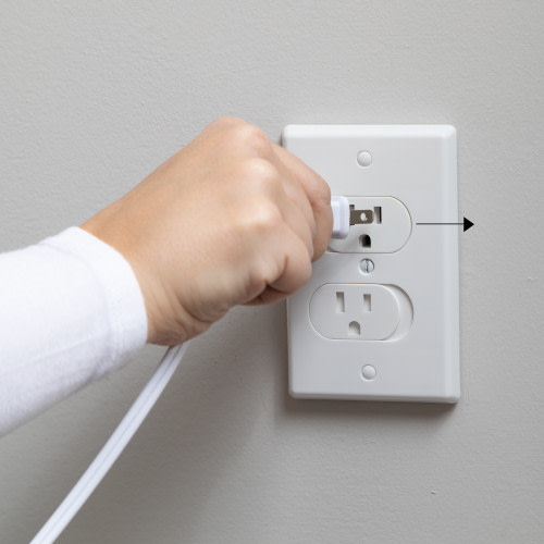 Qdos Universal Self-Closing Outlet Cover (3 Pack) - White
