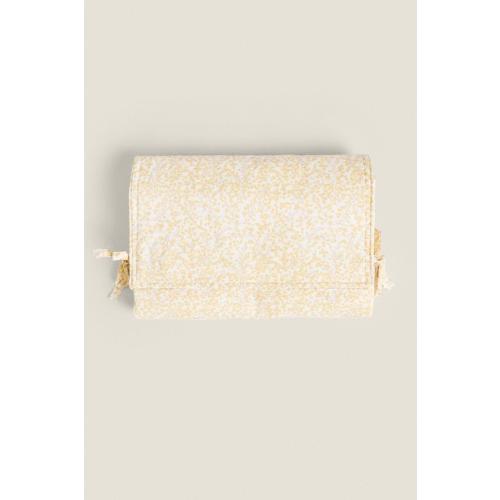 CHILDREN’S FLORAL PORTABLE CHANGING MAT