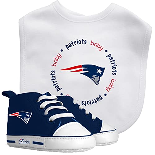 Baby Fanatic 2 Piece Bib and Shoes - NFL New England Patriots - Unisex Infant Apparel