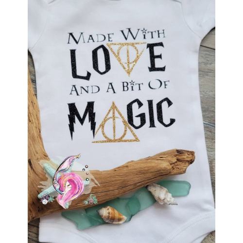 Made With Love And A Bit Of Magic, Pregnancy Announcement, Wizard Baby Bodysuit, New Mom Gift, Dad To Be, New Baby Present, Wizard Bodysuit