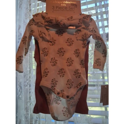 Catherine Malandrino Baby Set with Pink and White Floral Design (0-3 Months)