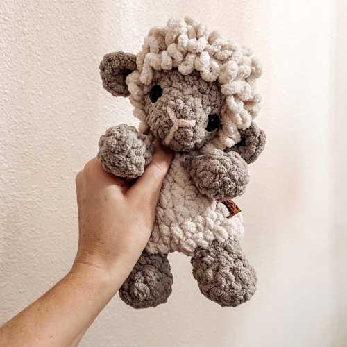 Handmade Crochet Lamb Plush Toy – Soft & Cuddly Amigurumi Sheep – Baby Shower Gift, Nursery Decor, Children’s Toy