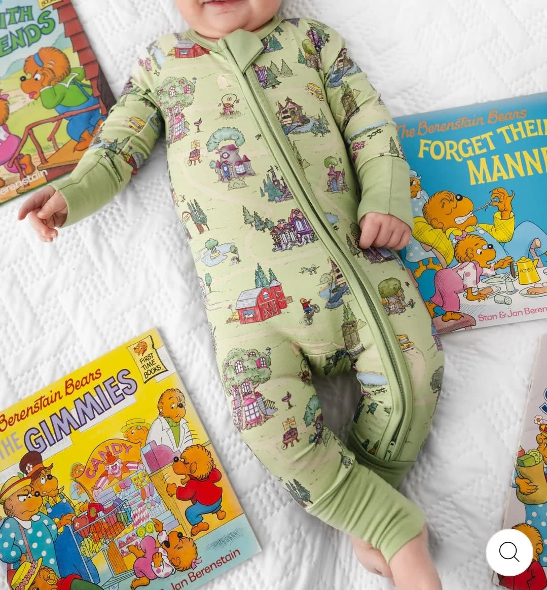 Berenstain Bears® Bamboo Zippered Sleeper – Little Crowns & Capes