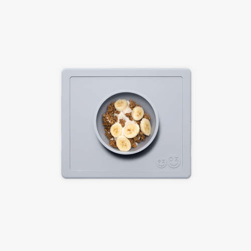 The Mini Bowl by ezpz / Self-Suctioning Silicone Bowl + Placemat