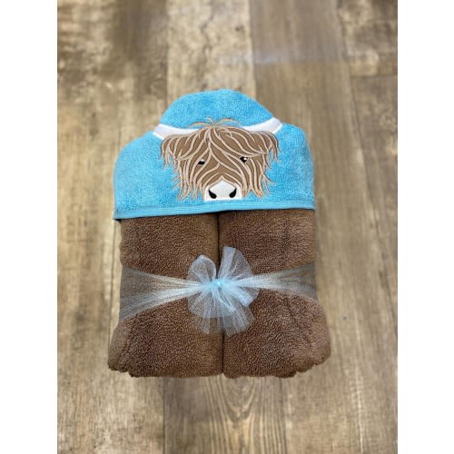 Long Horn Cow Hooded Bath Towel/ Highland Cow Hooded Towel for Kids/ Cowboy Baby Towel/ Toddler Farm Animal Hooded Towel/ Western Nursery