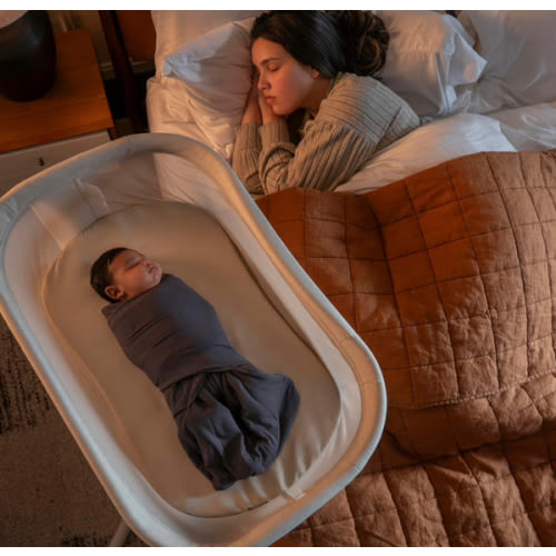 HALO® BassiNest® Swivel Sleeper 4.0 Signature, Baby Bassinet