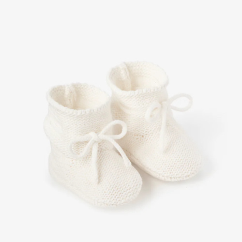 White Garter Knit Baby Booties – Elegant Baby