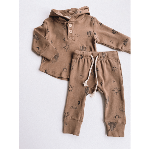 western hooded set