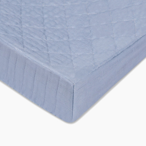 babyletto Quilted Changing Pad Cover in GOTS Certified Organic Muslin Cotton - Dewdrop