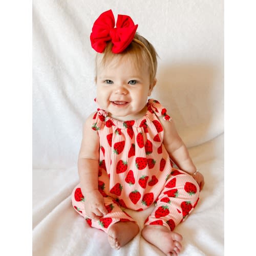 Baby girl, strawberry jumpsuit romper, ready to ship, spring outfit, summer outfit, multiple season, baby coming home outfit, adjustable