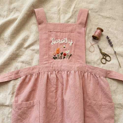 Hand-Embroidered Personalized Kids Apron, Cotton-Linen Blend for Cooking Baking Crafts