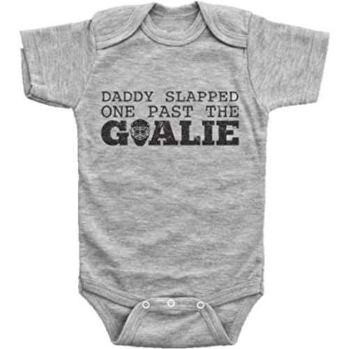 Baffle Funny Hockey Onesie Outfits/Daddy Slapped One Past The Goalie Baby