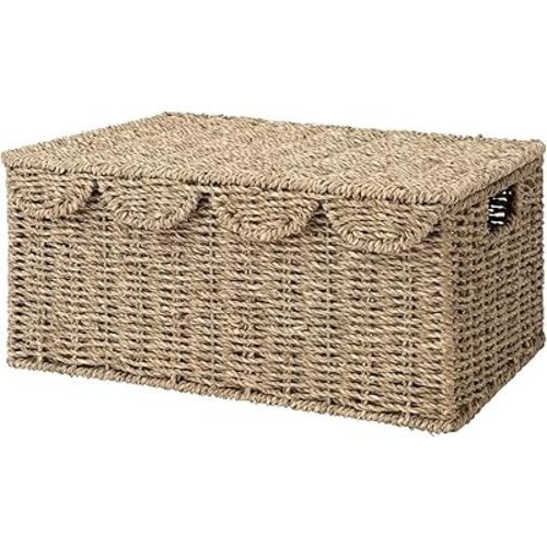 StorageWorks Scalloped Edge Wicker Basket with lid, Wicker Storage Basket with Built-in Handles, Handwoven Basket for Décor, Natural Seagrass Wicker Basket for Shelves, Nursery Room