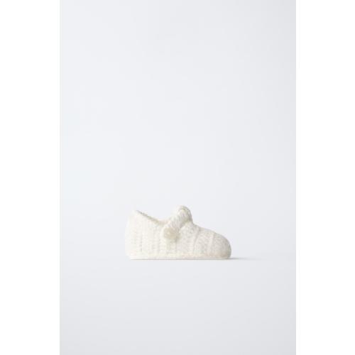 TRICOT BOOTIES