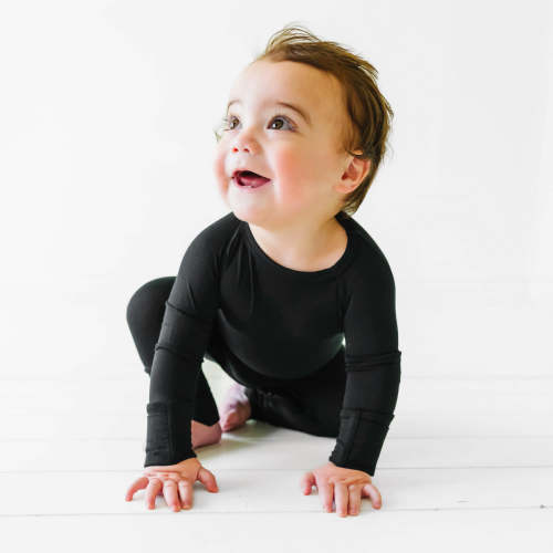 Black Crescent Zippy