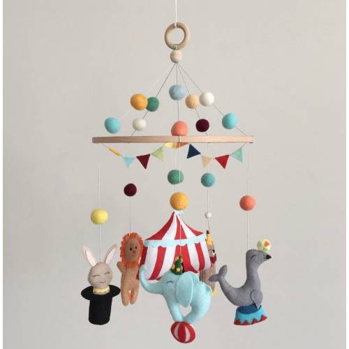 Handmade Natural Crib Mobile, Felt Material Flying Elephant Themed Baby Room Accessory, Kids Room Decor, Babyshower gift,Baby Birthday Gift