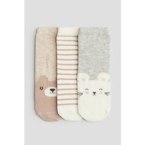 3-PACK NON-SLIP SOCKS
