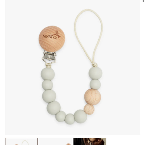 Ninni Co. Mist Gray Pacifier Clip