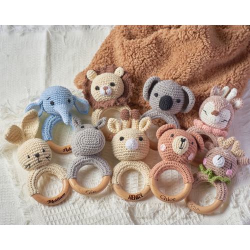 Crochet Toy Rattle for Babies, Personalized Baby Shower Gift, Wooden Rattle Ring for Newborn Gift, Newborn Gift, Gift for Nephew Niece