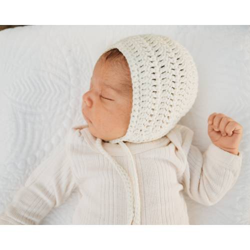 Newborn Boy Bonnet, Crochet Baby Boy Hat, Newborn Photography Hat, Baby Photography Props, Classic Baby Bonnet, Baby Hat, Cream Baby Bonnet