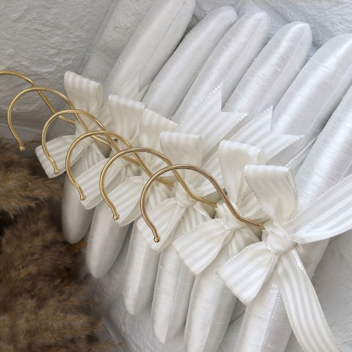 Off-white Baby Clothes Hanger Set,Padded Hanger for Baby, Ivory Color, Set of 5, Luxury Hanger, Closet Goals,Gold Color Hook,Gift for Baby