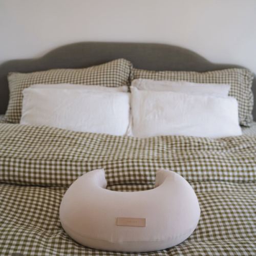 Butterr Nursing Pillow in Natural