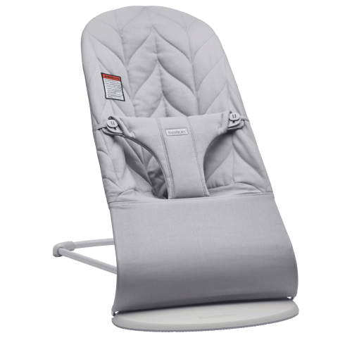Bouncer Bliss: Light gray - Woven, Petal quilt