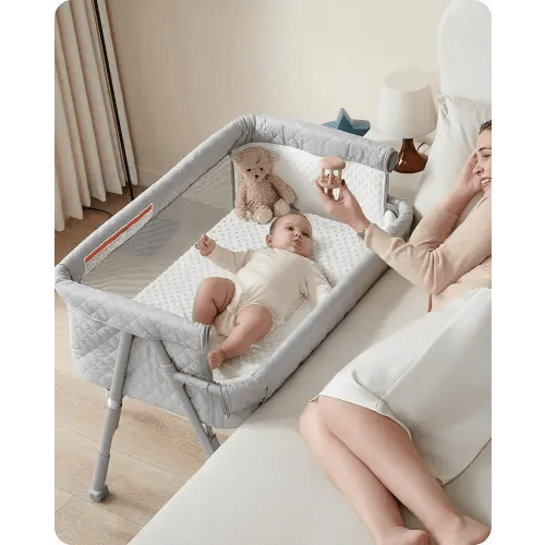 Bassinet Bedside Sleeper, Baby Crib for Newborn, Baby Bassinets Bedside Sleeper with 4 Auto-Lock & Adjustable Height, Breathable Mesh & Mattress, Bedside Bassinet
