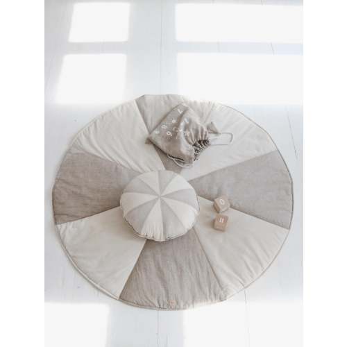 “Cream Candy” Round Patchwork Mat