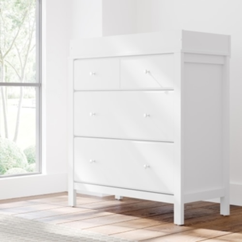 Storkcraft Horizon 3 Drawer Chest with Changing Topper