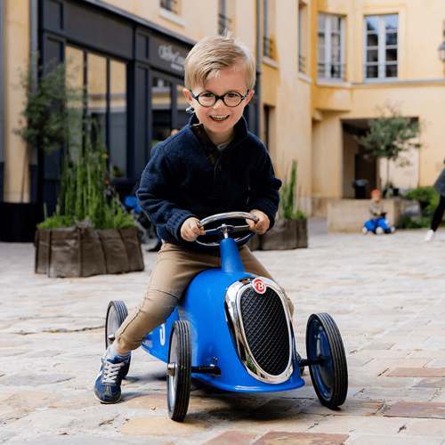 Blue Rider — Vintage metal car