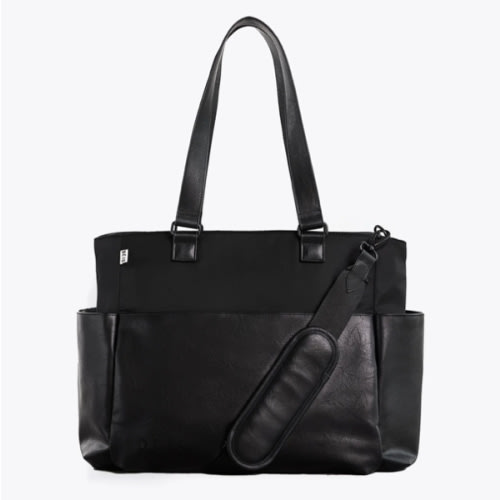 BÉIS 'The Diaper Bag' in Black - Fashionable Diaper Bag & Diaper Tote Bag
