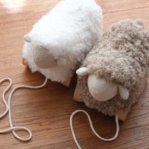Little Lambkind: Pull Along Sheep (Taupe)