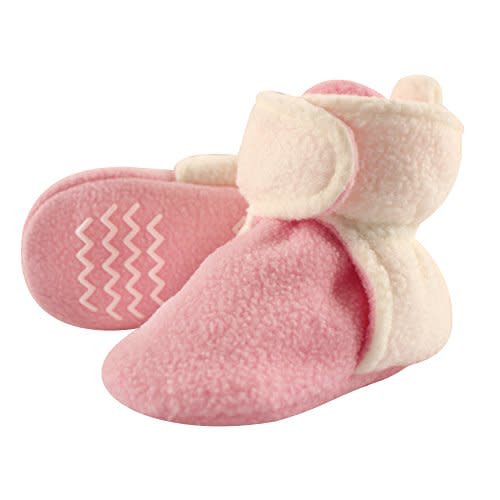Hudson Baby Unisex-Child Cozy Fleece Booties Winter Accessory Set