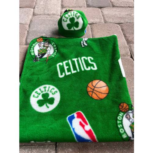 Boston Celtics Infant Newborn Baby fleece blanket & hat gift set 0-3 mo