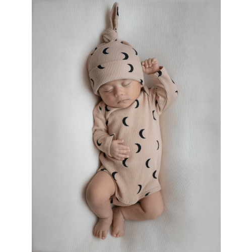 Organic Waffle Long Sleeve Bodysuit, Tan/Black Moon
